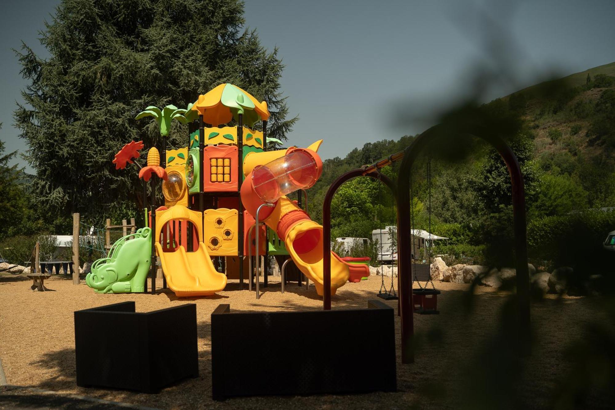 Camping Paradis La Marmotte Ax-les-Thermes Eksteriør bilde